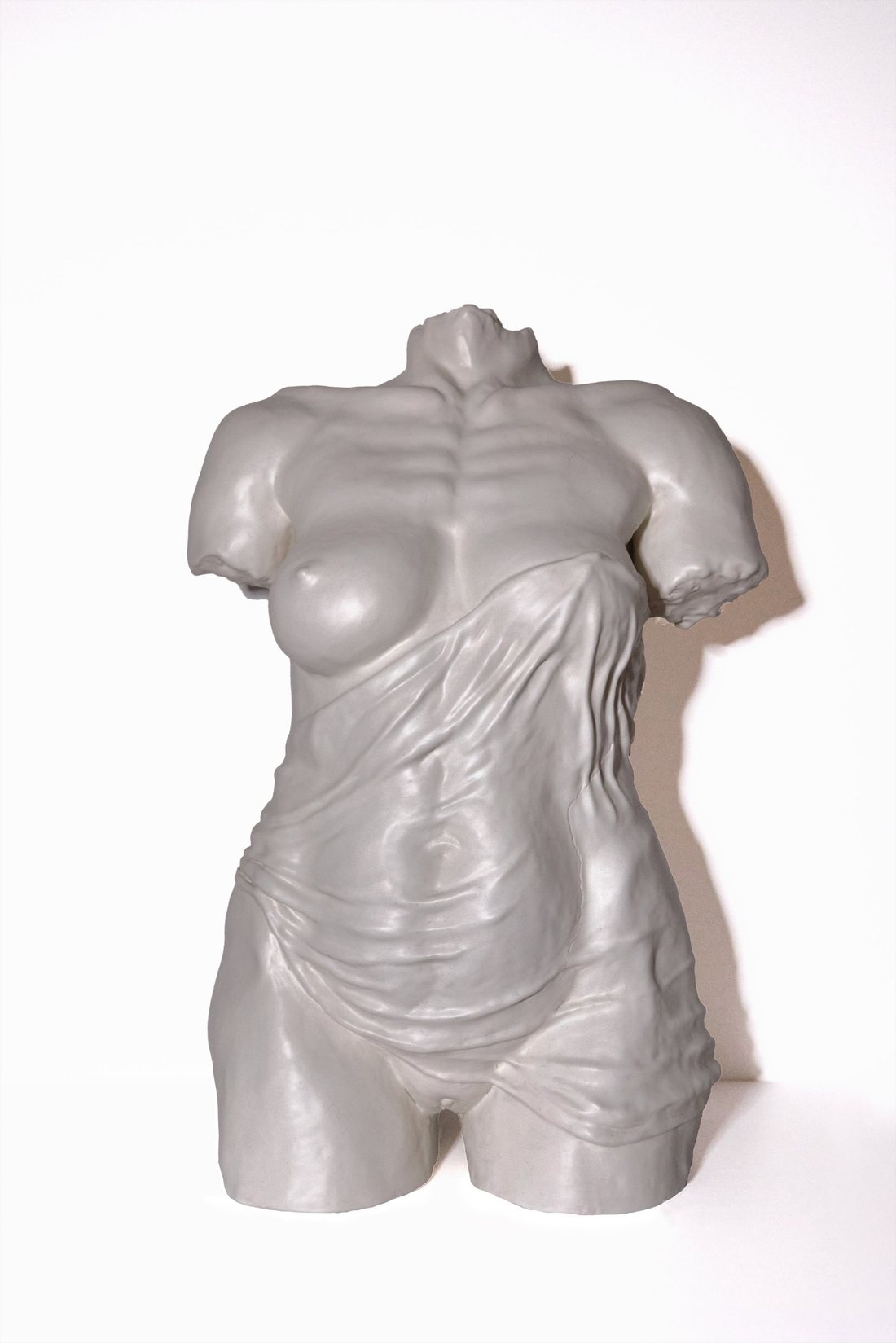 El baño, sculpture by Isabel Arocena